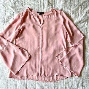 Banana Republic Pink Bell Sleeve Work Blouse Extra Small XS